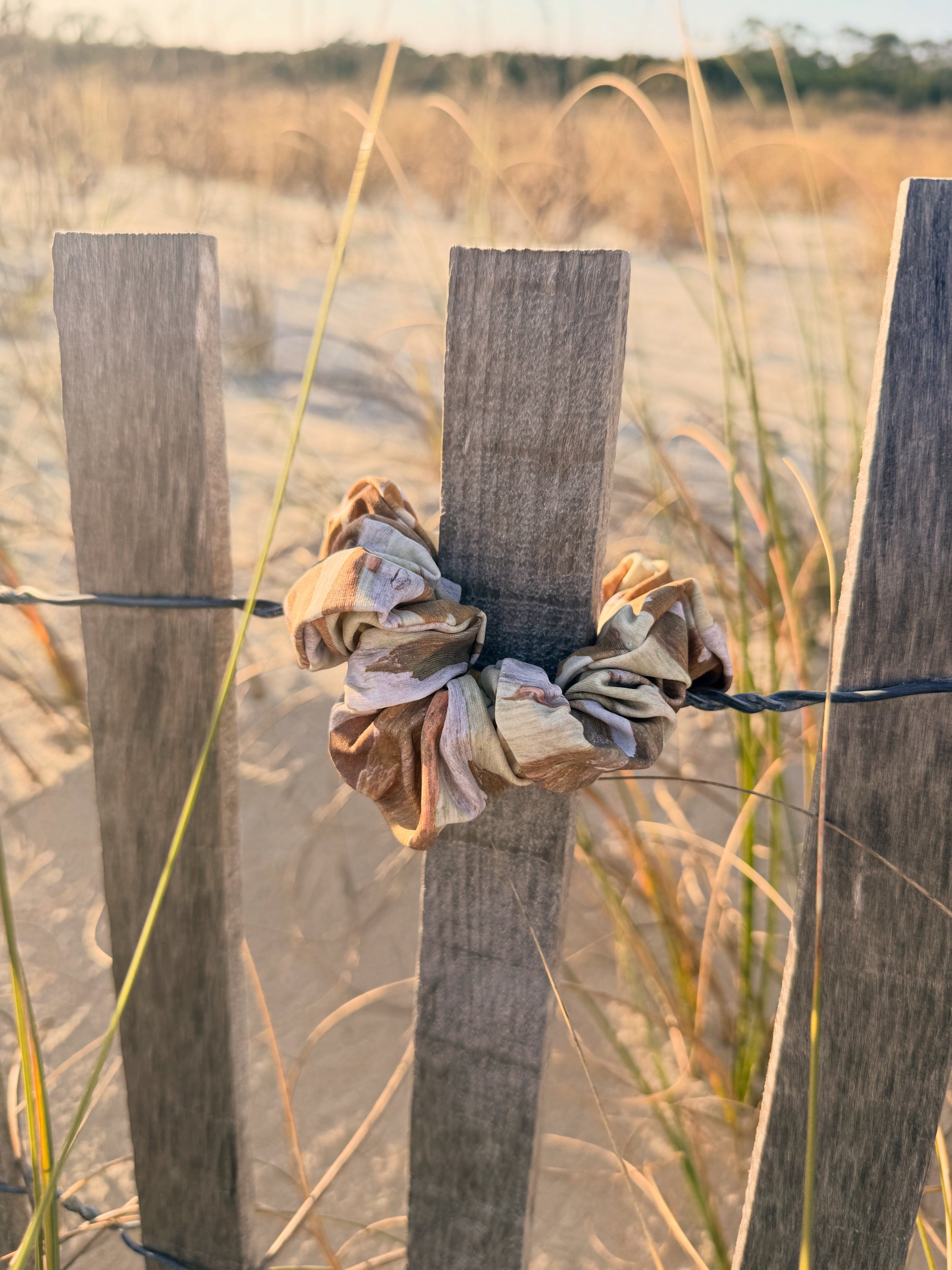 SAND DUNE Scrunchie